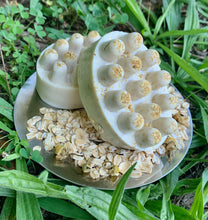 Load image into Gallery viewer, Oatmeal and Chamomile Dog Shampoo Bar