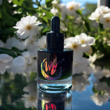 Load image into Gallery viewer, Helichrysum &amp; Blue Tansy Nourishing Glow Oil

