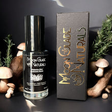 Load image into Gallery viewer, Glistening Glow Mushroom Hydrating Serum

